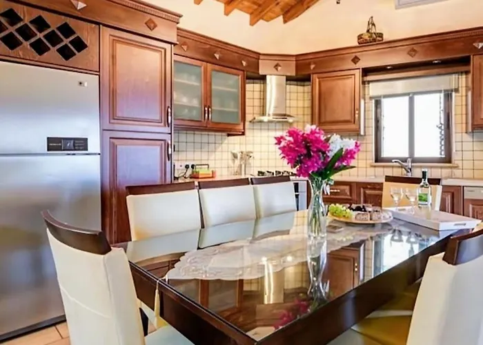 Villa Elizabeth Limisso